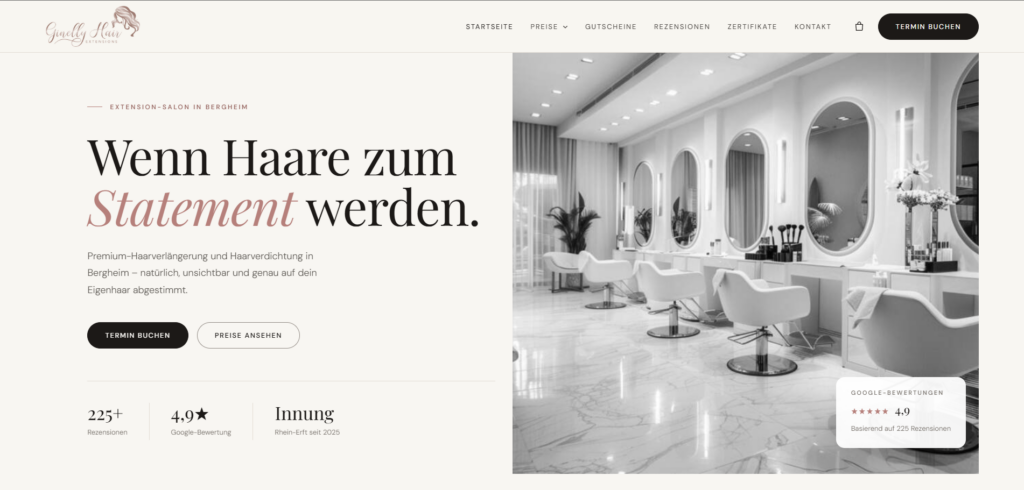 Startseite der Website ginellyhair.de: Extension-Salon in Bergheim mit Schwarz-Weiß-Foto des Salons und Button „Termin buchen“